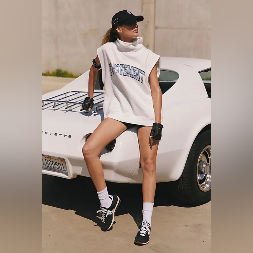 NWT FP Movement Victory Muscle Set ~White Combo~ - Picture 4 of 4